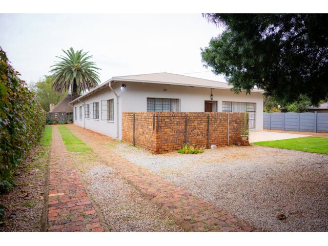 <!--[if BLOCK]><![endif]--> Property sold in Lyttelton Manor <!--[if ENDBLOCK]><![endif]-->